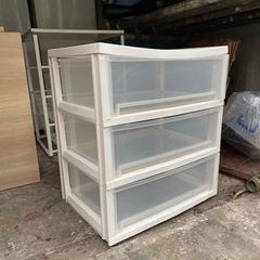 衣装ケース3段の画像