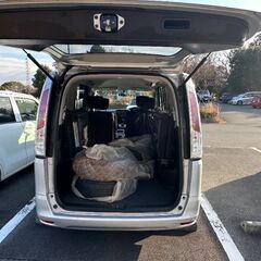 日産 セレナです。It's a Nissan SERENA used car. The price has been reduced!! Nice to meet you!の画像
