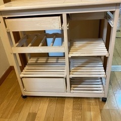 カウンターワゴンの画像