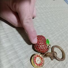 キーホルダー 時計の画像
