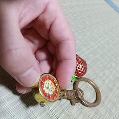 キーホルダー 時計の画像