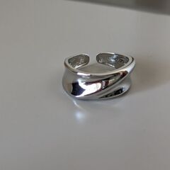 デザインオープンリング（新品）11号相当/調整可能の画像