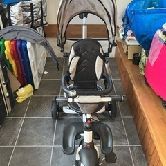新品同様すぎる三輪車