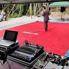 屋内・屋外のステージ音響（小さなイベントから大きなイベントまで）...
