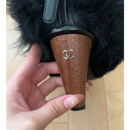 CHANELシャネルファーブーツ
