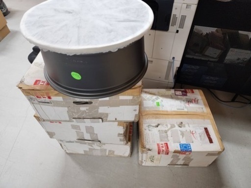 レクサスLFA 19“ホイール　4個セット　新品、未使用