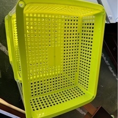 お取引き中です！収納カゴ　中古の画像