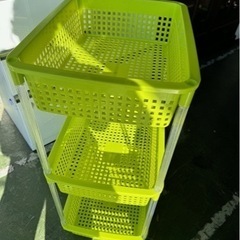 お取引き中です！収納カゴ　中古の画像