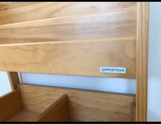 大和屋　絵本棚