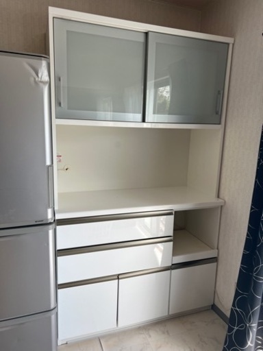 食器棚　値下げしました