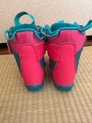 バートンBURTON　kids 女の子　スノーボーブーツ　14.5cm