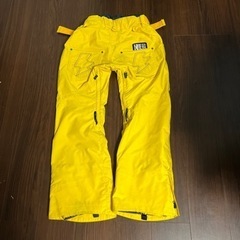 スノボパンツの画像