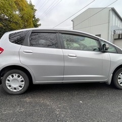 ご成約いたしました　🎵　☆ワンオーナー☆禁煙車☆走行39,000㎞☆フィット１３Ｇ・スマートセレクションファインスタイルの画像