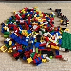 レゴ　赤いバケツの画像