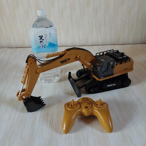 大きなショベルカー、２台セット。