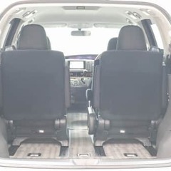 室内広い！！🚗✨✨✨　トヨタ エスティマの画像