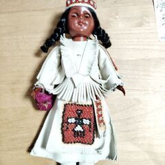 インディアンか、アイヌ？人形