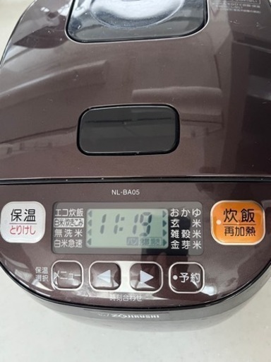 象印　ZOJIRUSHI マイコン炊飯ジャー