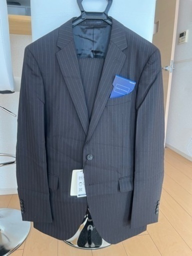 新品スーツ。MODA RITORNO 青山