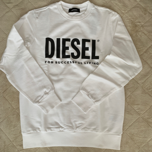DIESEL  トレーナー　新品未使用　タグ付き✨