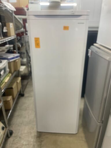 リサイクルショップどりーむ荒田店 No9860 冷凍庫　冷凍ケース　希少！　１７５L　大き目サイズ　定価６万　アイリスオーヤマ　２０２０年製　高年式♪