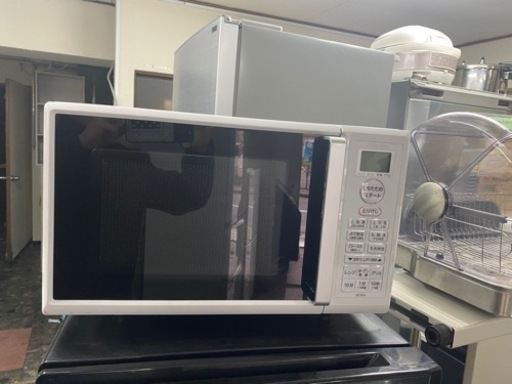 配送可能　保証付き　2022年　東芝 電子レンジ オーブンレンジ 一人暮らし 16L フラットテーブル トースト機能付き ホワイト ER-W16(W)