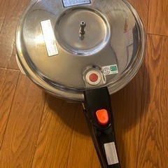 圧力鍋　ミカド