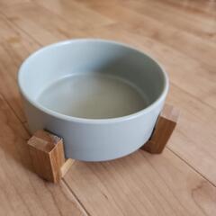 未使用　ペット　皿　ドックフード入れの画像