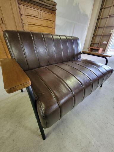 (最終値下げになります)2Pソファー　主観美品　モダンソファー