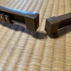 スマホクリップとTOSO出窓カーテンレールセット2mまとめ売りの画像