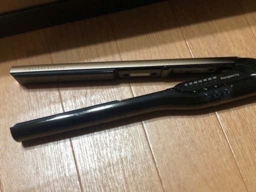 ヘアビューロン 4D Plus ストレート　大部分の部品が新品に交換済みです