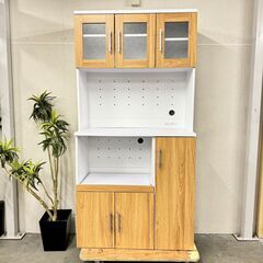 W 15852   3枚ガラス扉キッチンボード　食器棚   ◆大阪市内・東大阪市他 5,000円以上ご購入で無料配達いたします！◆ ※京都・高槻・枚方方面◆神戸・西宮・尼崎方面◆奈良方面、大阪南部方面　それぞれ条件付き無料配送あり！            
