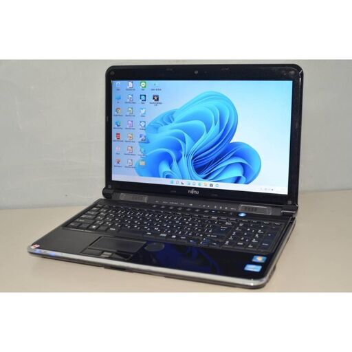 最新Windows11+office 新品爆速SSD256GB 富士通 AH77/C core i7-2630QM/メモリ8GB/ブルーレイ/USB3.0/HDMI/無線/テンキー/便利なソフト多数 21,312円