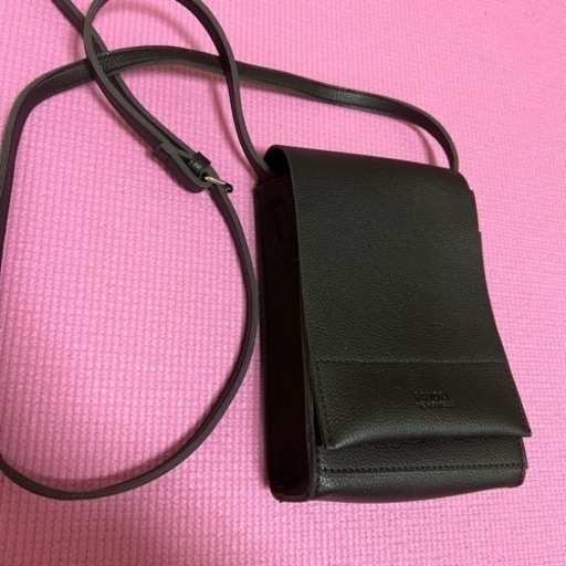ショルダーバック黒、未使用【FAVORI】