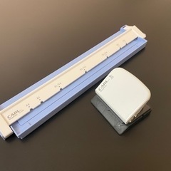 ゲージパンチ　穴あけパンチ　ルーズリーフ