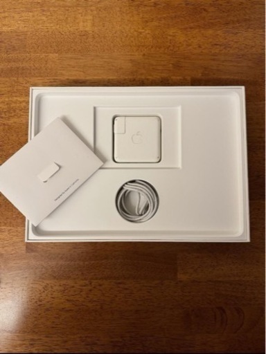 パソコン Macbook 2017 Intel i5 16Gb 512Gb SSD