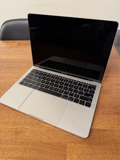 パソコン Macbook 2017 Intel i5 16Gb 512Gb SSD