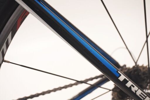 TREK 「トレック」 ALPHA 2.1 R7000カスタム 2010年モデル ロードバイク