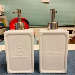 ディスペンサー⚓️柄　2個セット(陶器)の画像
