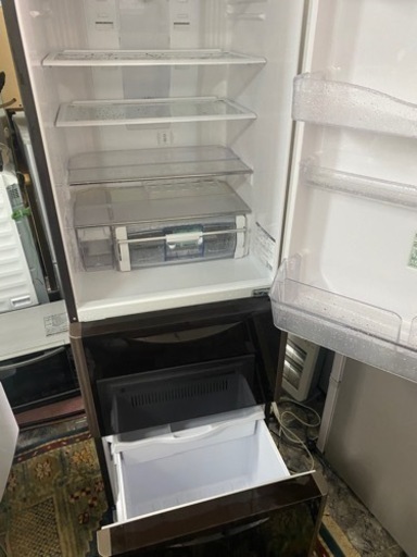 北九州市内配送無料　保証付き　日立 HITACHI R-S3700FV XT [冷凍冷蔵庫 まんなか野菜タイプ 真空チルド （365L