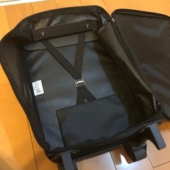布製キャリーケースの画像
