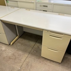 オフィス家具 / 事務机① 片袖