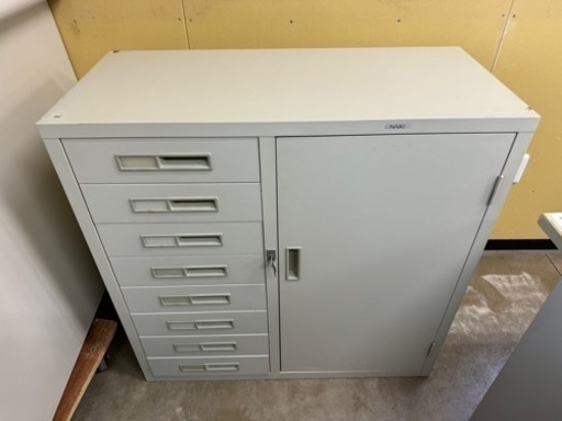 オフィス家具 / キャビネット 書庫 B