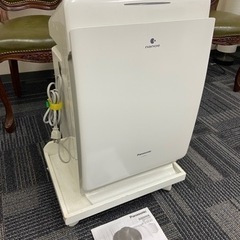 パナソニック加湿空気清浄機　F-VXE60