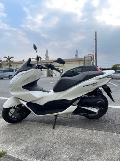 (価格値下中)新古車✨2023モデルホンダPCX 160cc✨