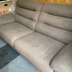 3人掛けソファ　ガレージ内保管の画像