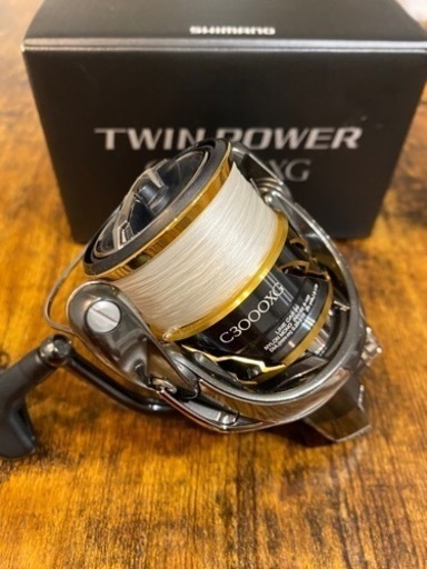 最終値下げ！　シマノ　スピニングリール　釣り　20ツインパワーc3000xg