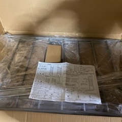 （株）足立製作所　壁面ブティックハンガー