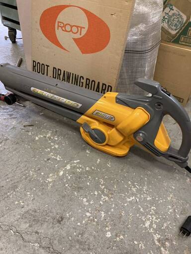 リョービ ブロア バキューム 電動工具 清掃 吸い込み 送風 集塵 野外 RYOBI RESV-1000 本体のみ 動作確認済み ブロワバキューム