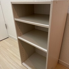 棚（仕切り位置の調整可能）、中古の画像